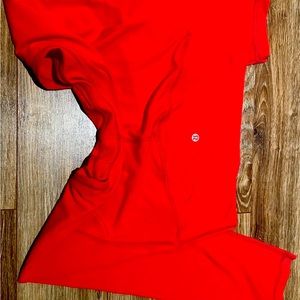 Lululemon Align size 6 lOVE RED New